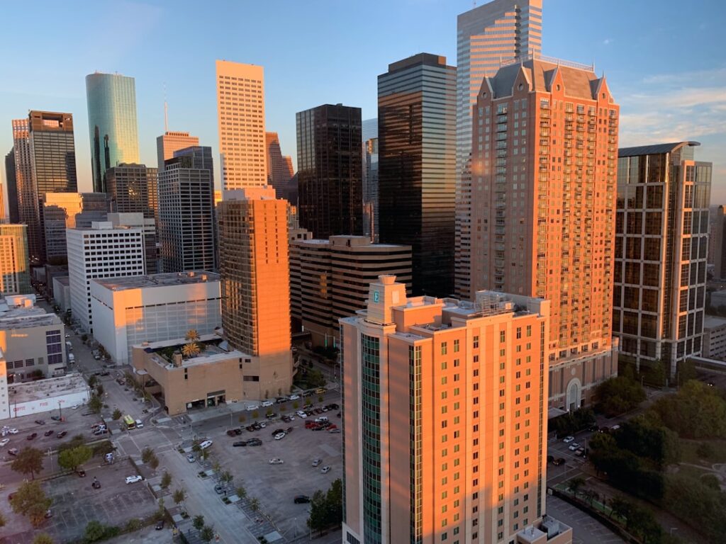Corporate Housing in Houston: 5 Revenue Hacks for Property Managers Hosting Medical Center & Business Travel Guests