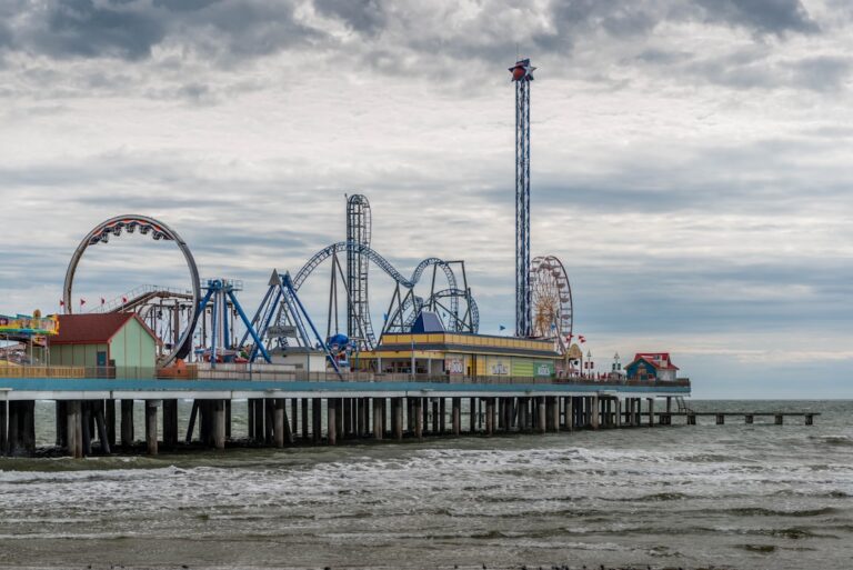 Galveston Vacation Rentals for Labor Day Weekend 2026: Pet-Friendly Beach Houses That Book Direct