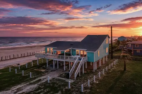 Resting Beach Face — beachfront Galveston home